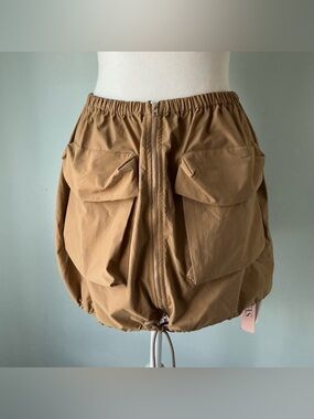 Micas Bubble Cargo Mini Skirt in Camel/Tan